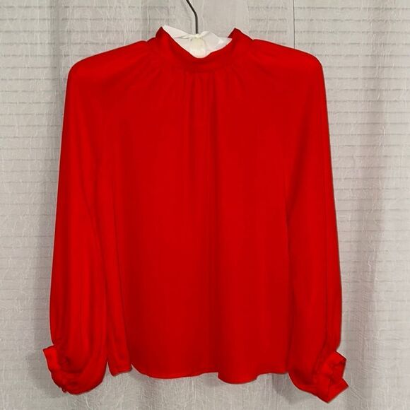 BR XS Vibrant Red Mock Neck Two Button Back Keyhole Long Balloon Sleeve Blouse - Picture 4 of 14